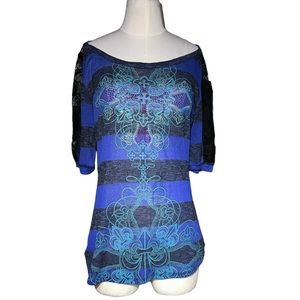 ANGELS & DIAMONDS | 3/4 SLEEVE GRAPHIC LACE SCOOP NECK TOP